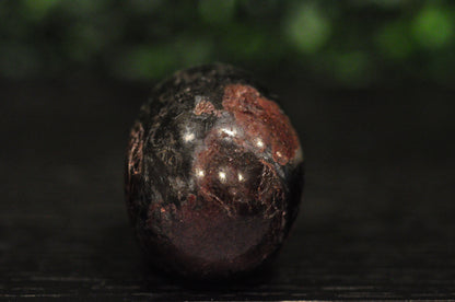 Red Garnet Skull (Small)